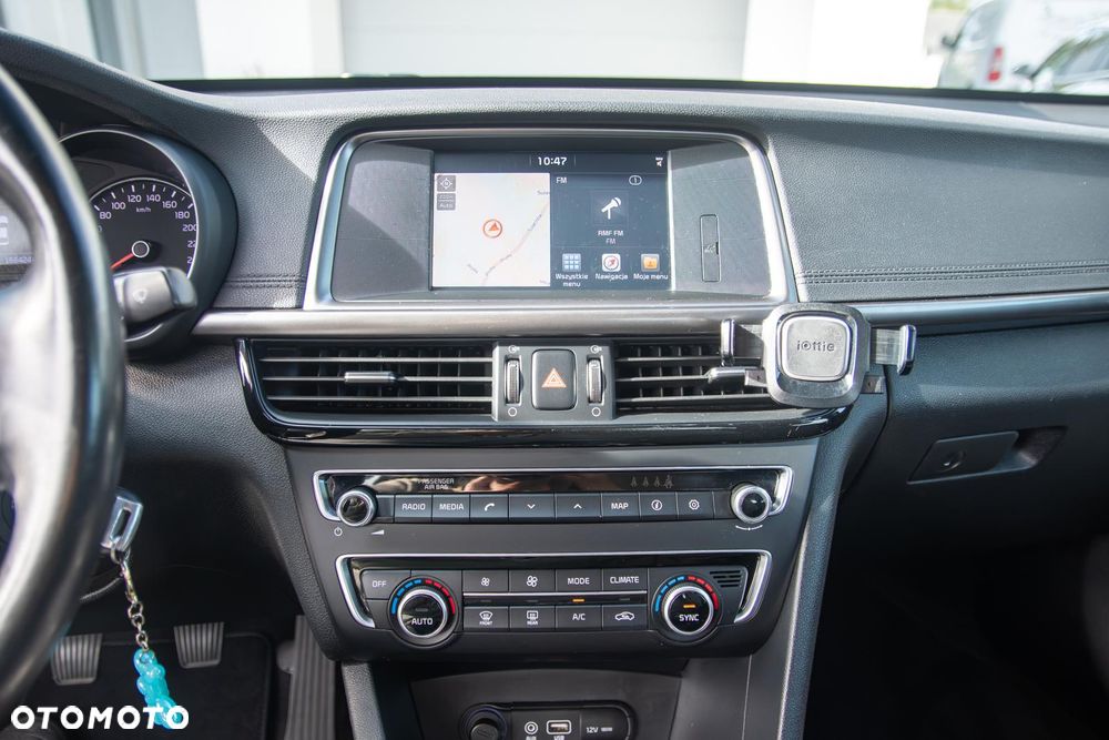 Kia Optima - 15