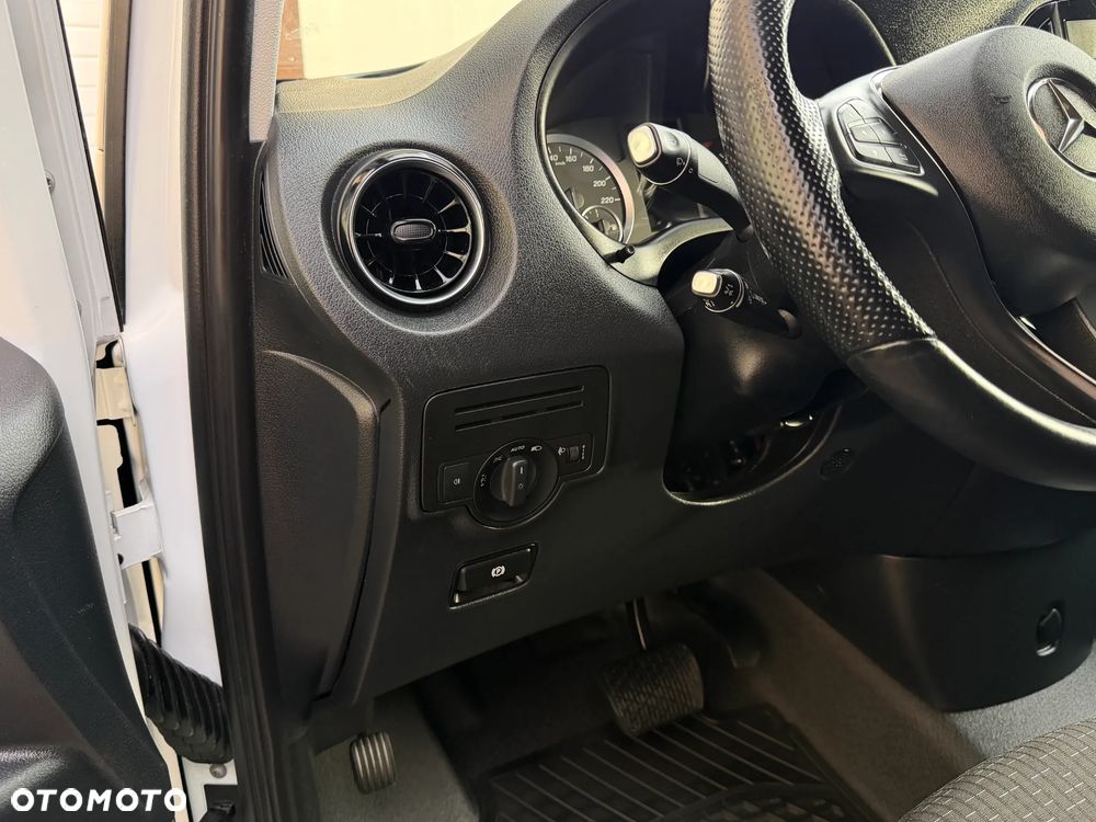 Mercedes-Benz Vito Long - 23