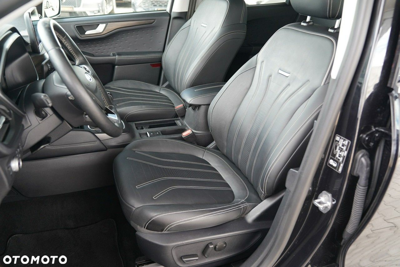 Ford Kuga - 19