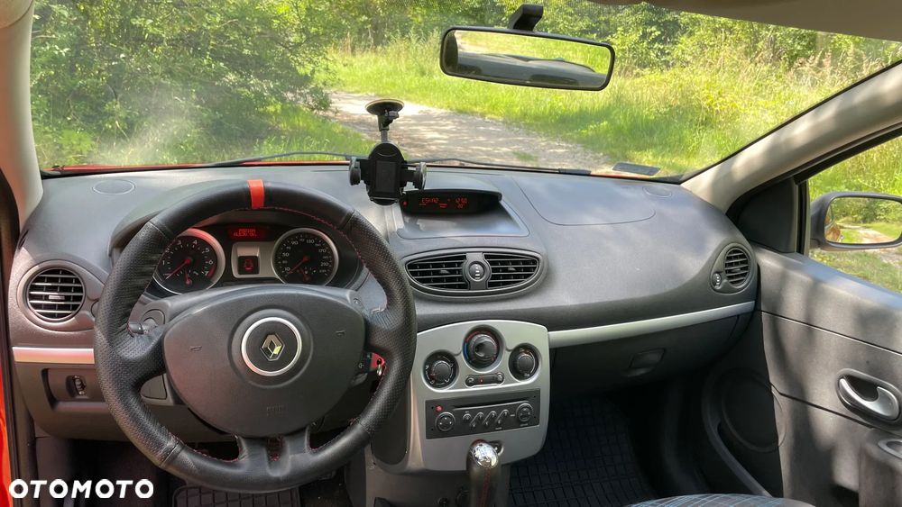 Renault Clio 1.2 16V All Inclusive - 10