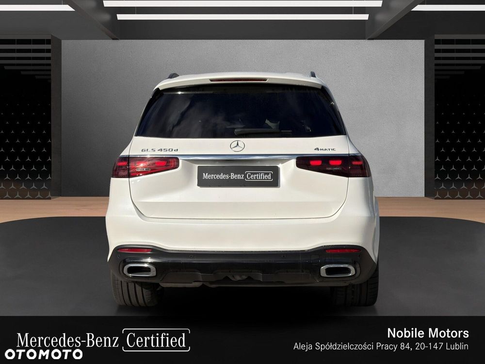 Mercedes-Benz GLS - 12