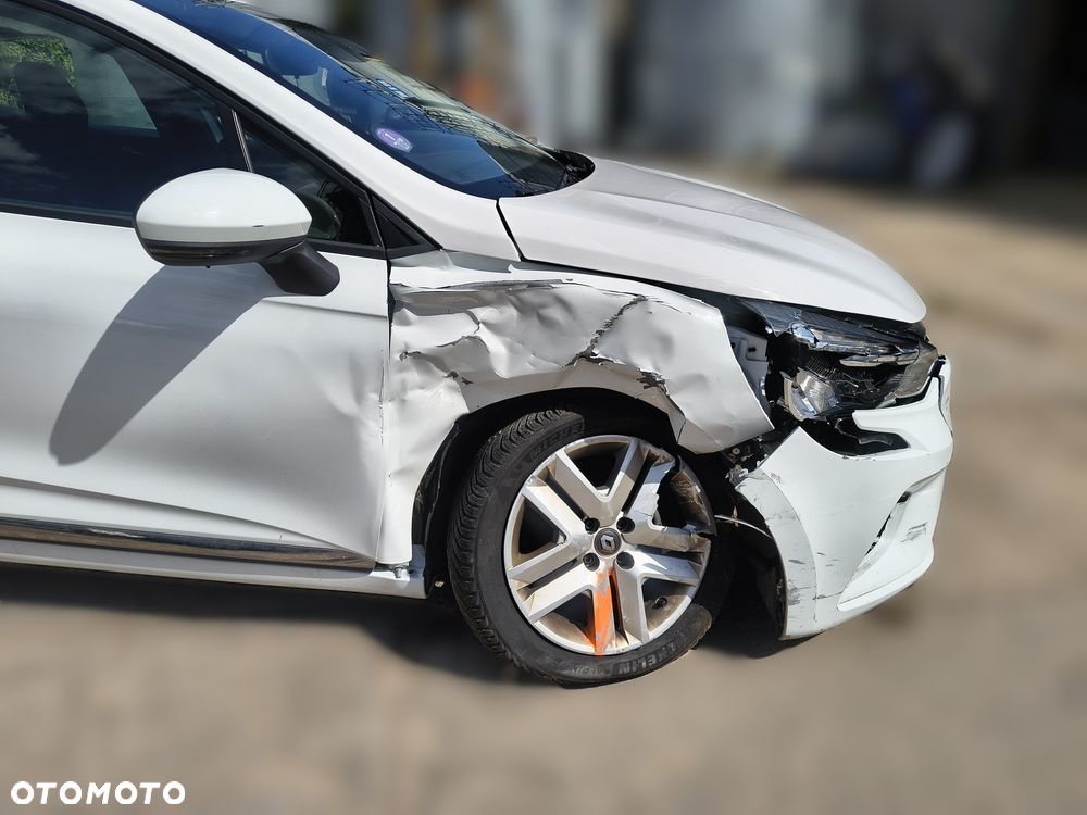 Renault Clio - 5