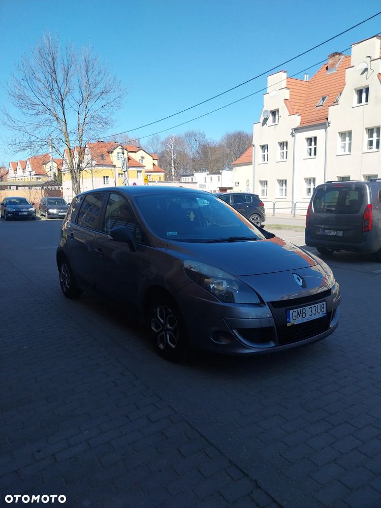 Renault Scenic 1.6 16V Authentique - 8