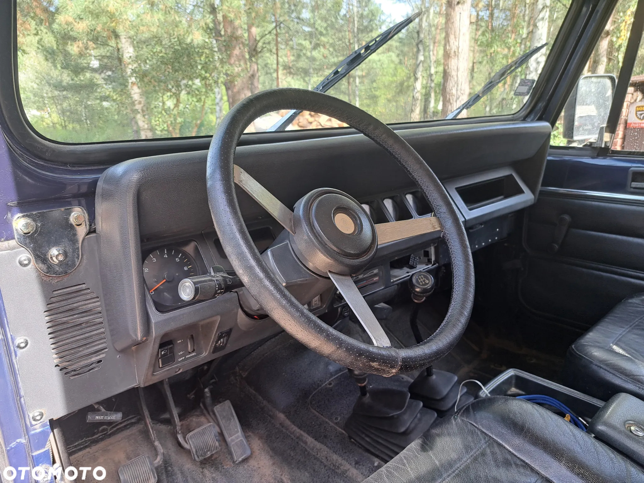 Jeep Wrangler 2.5L - 7