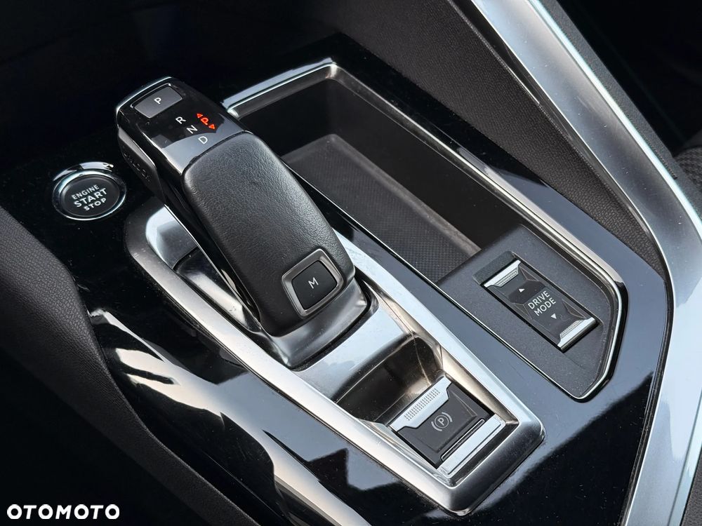 Peugeot 3008 1.2 PureTech GT S&S EAT8 - 21