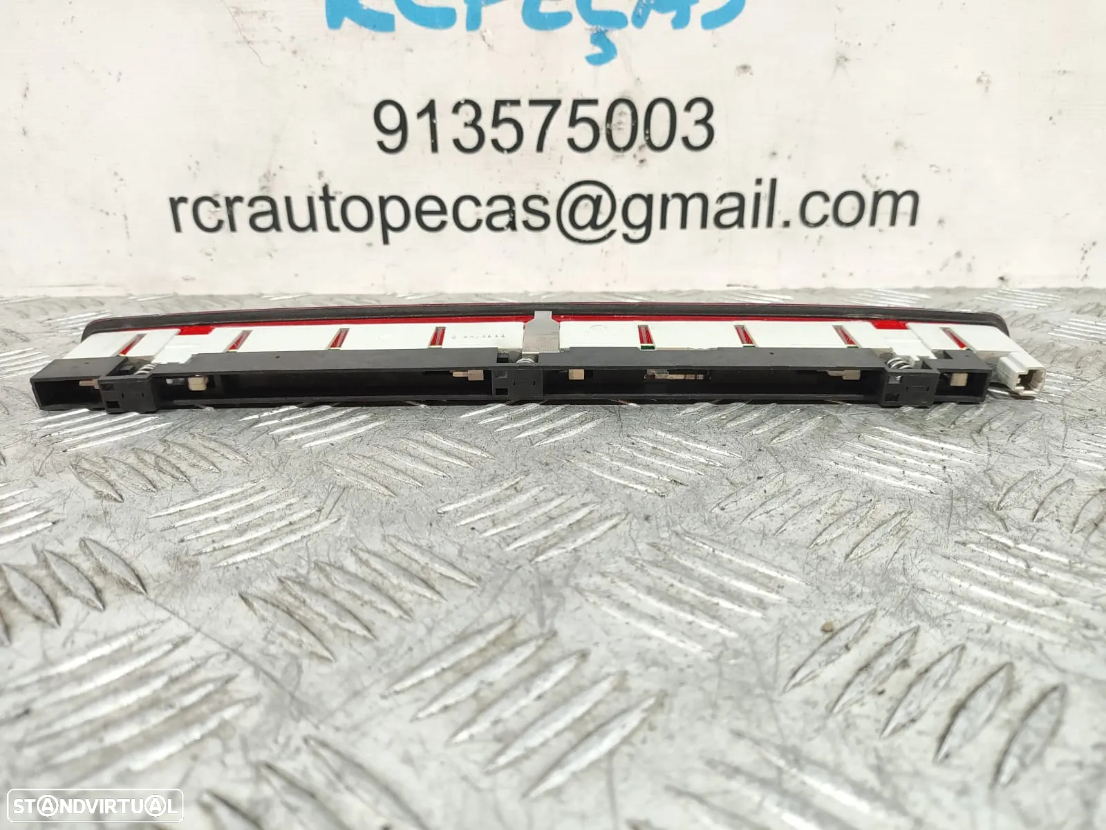 3° stop Audi A3 S3 8P 3 portas A3 Cabrio original - 6