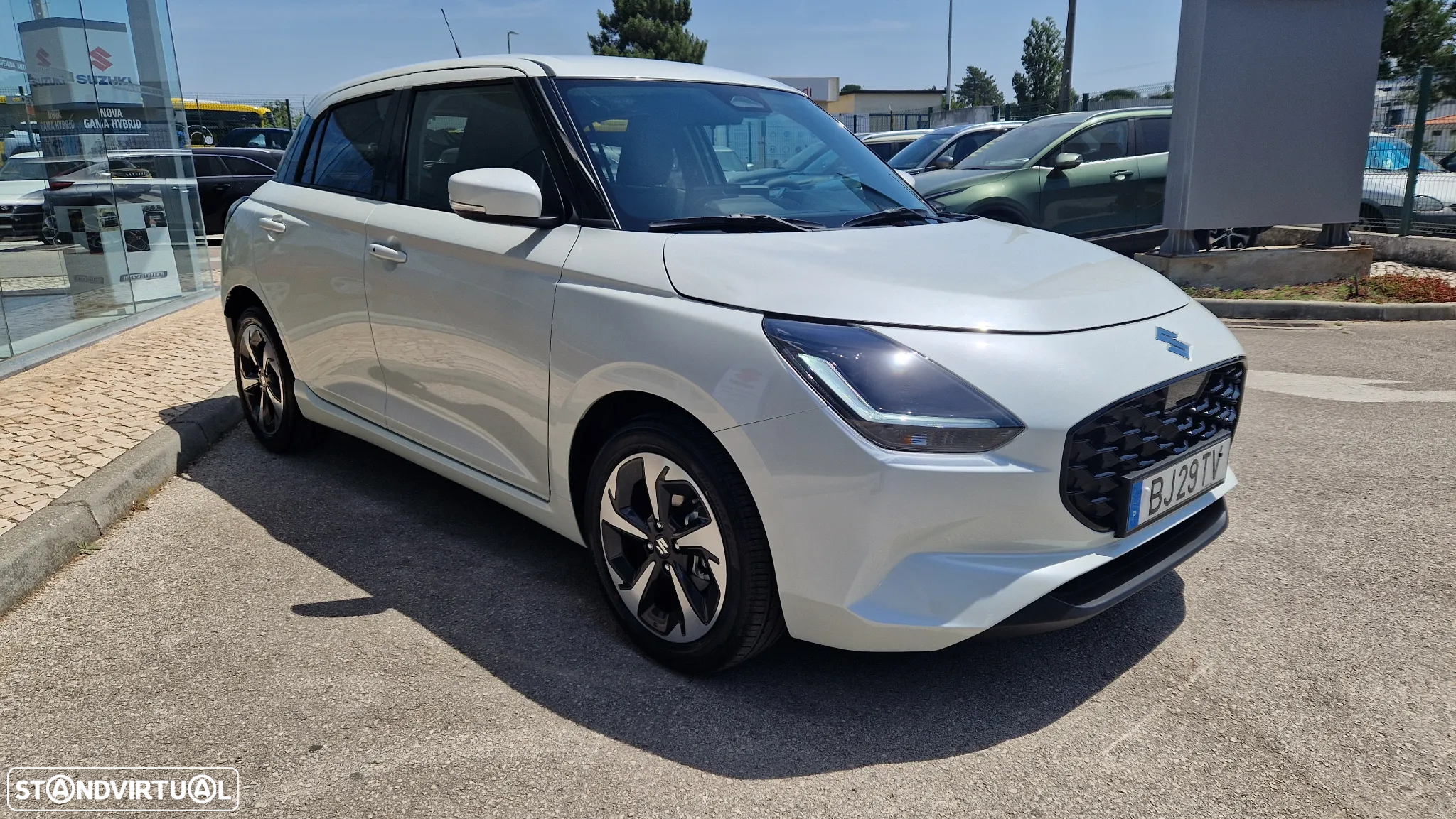 Suzuki Swift 1.2 Mild Hybrid S3 - 6
