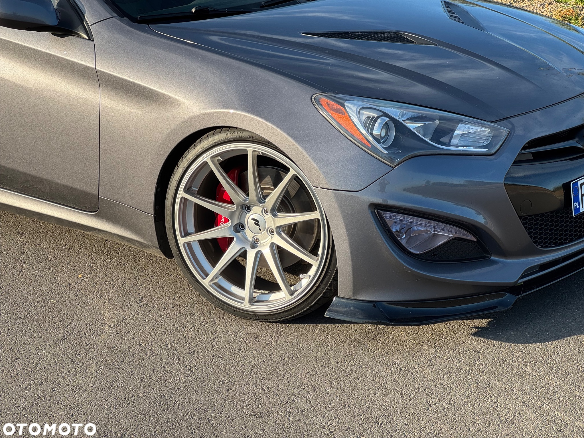 Hyundai Genesis Coupe - 14