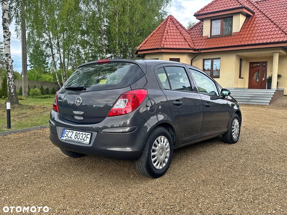 Opel Corsa 1.2 16V Essentia - 5