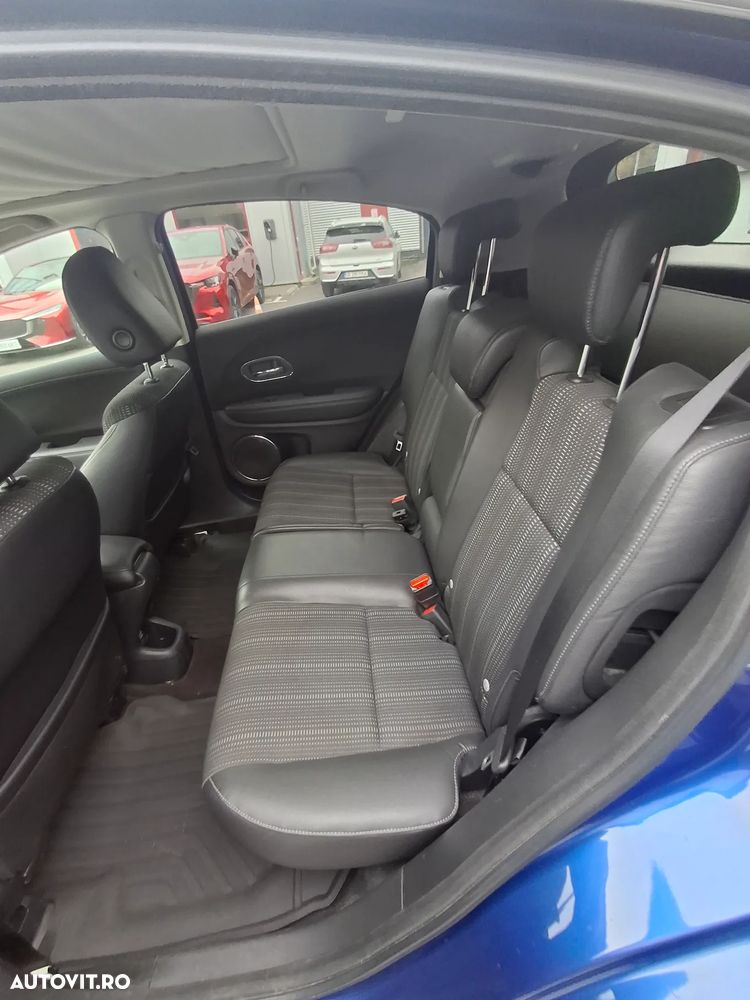 Honda HR-V 1.5 i-VTEC CVT Executive - 12