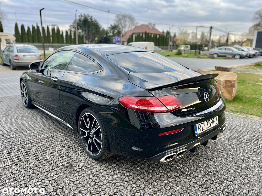 Mercedes-Benz Klasa C AMG 43 4-Matic - 9