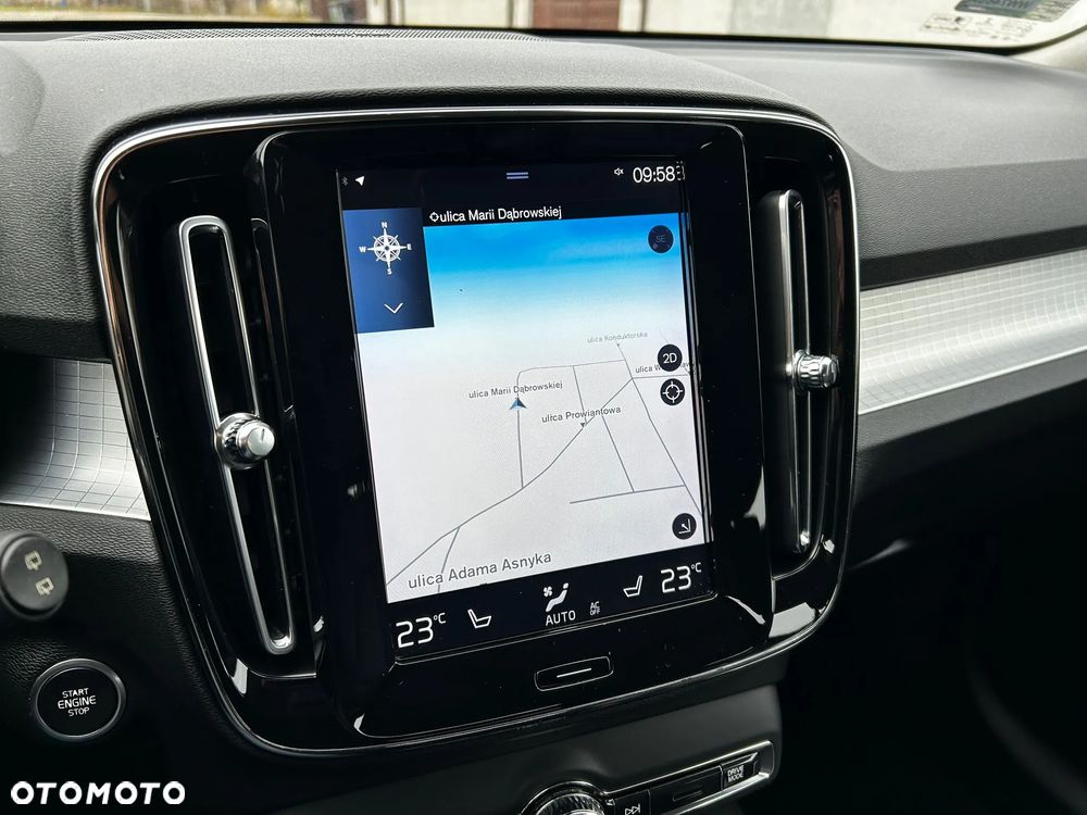 Volvo XC 40 T5 AWD Momentum - 17