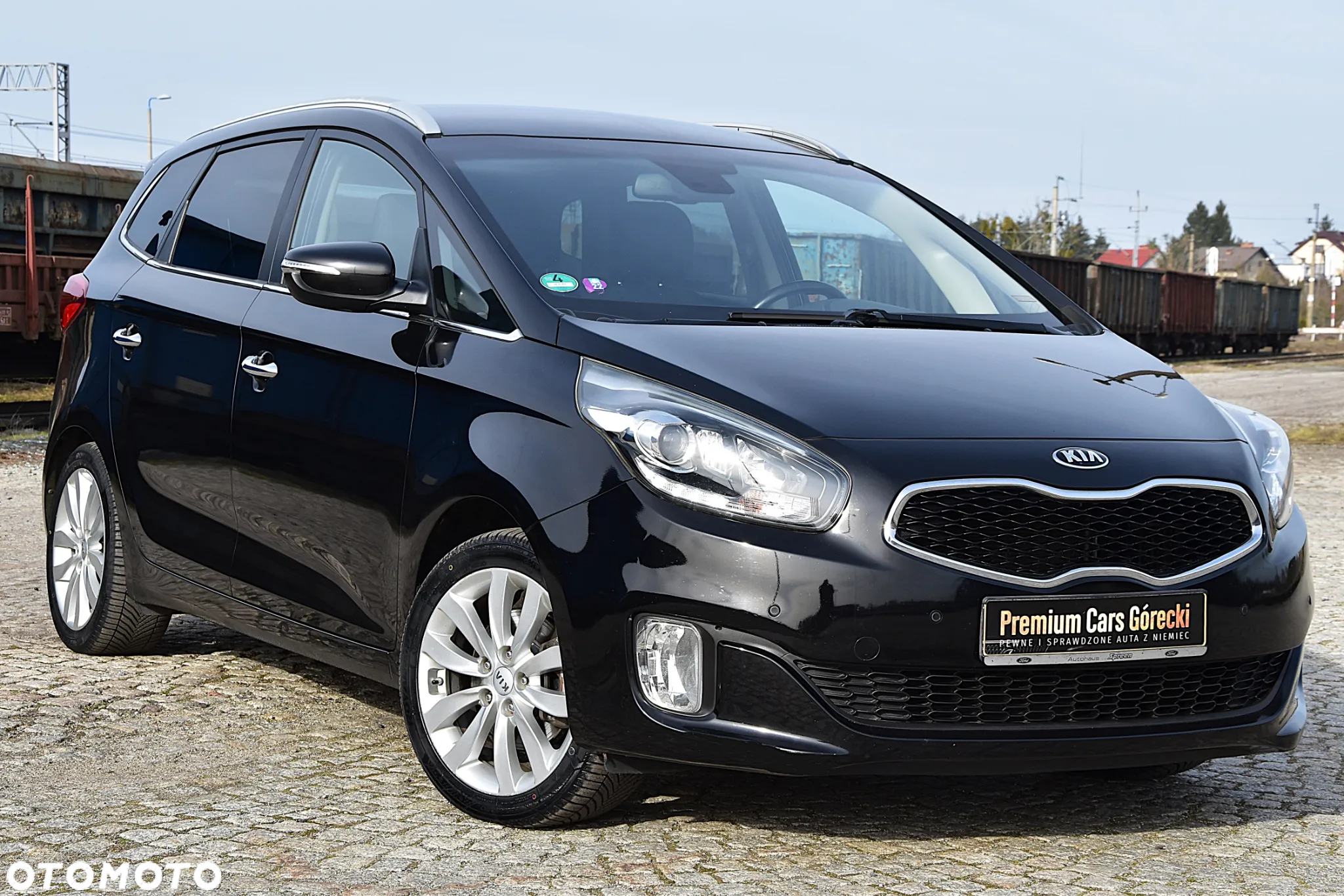 Kia Carens 1.7 CRDi Business Line 7os 7DCT - 34
