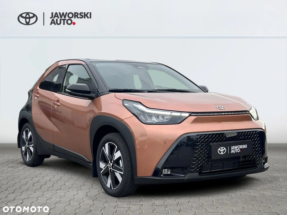 Toyota Aygo X Hybrid 1.5 Style e-CVT - 8