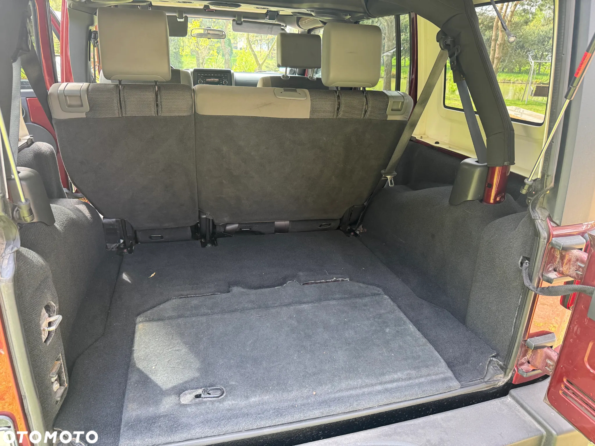 Jeep Wrangler - 8