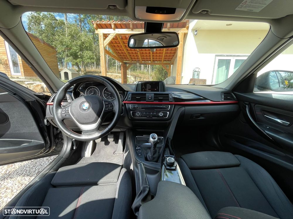 BMW 318 d Sport - 3