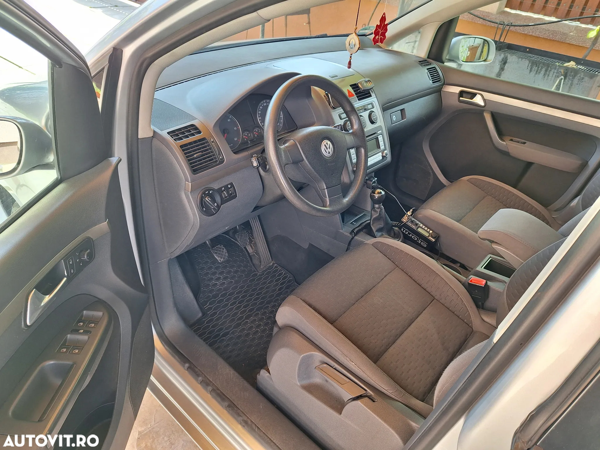 Volkswagen Touran 1.9 TDI - 9