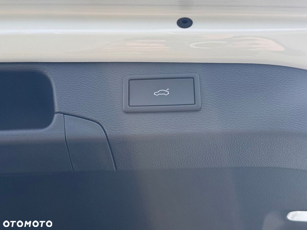 Skoda Superb 2.0 TDI SCR 4x4 Drive DSG - 11