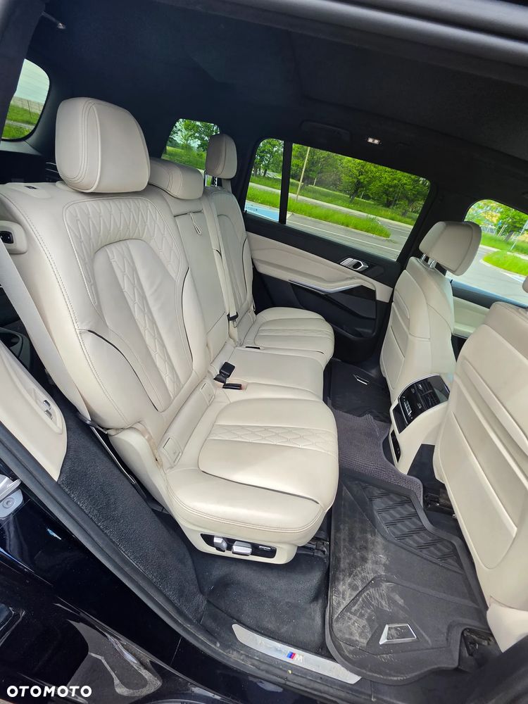 BMW X7 M50d sport - 11