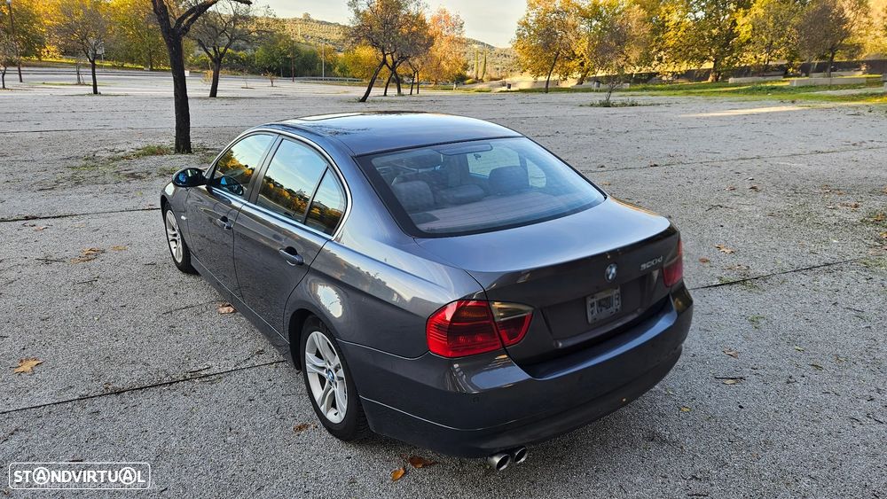 BMW 320 d Exclusive - 9