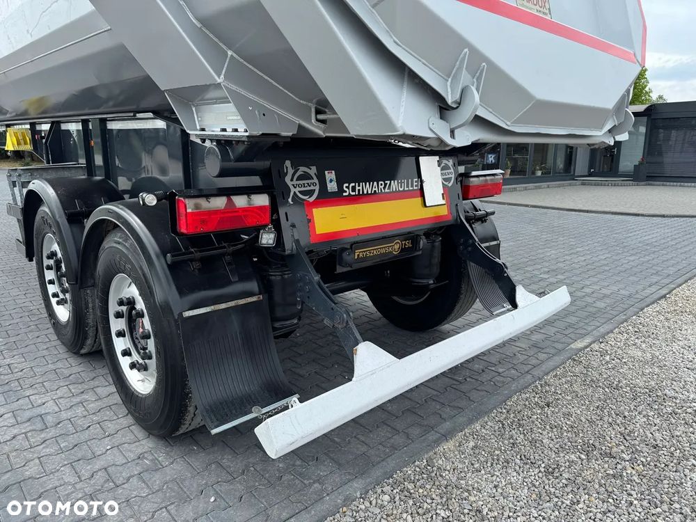 Schwarzmuller H-K SERIE/ WAGA 5600 kg / PODNOSZONA OŚ  / DMC 36000 KG / IDEALNY STAN - 13