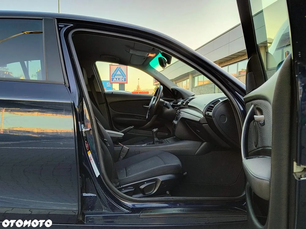 BMW Seria 1 118d - 10