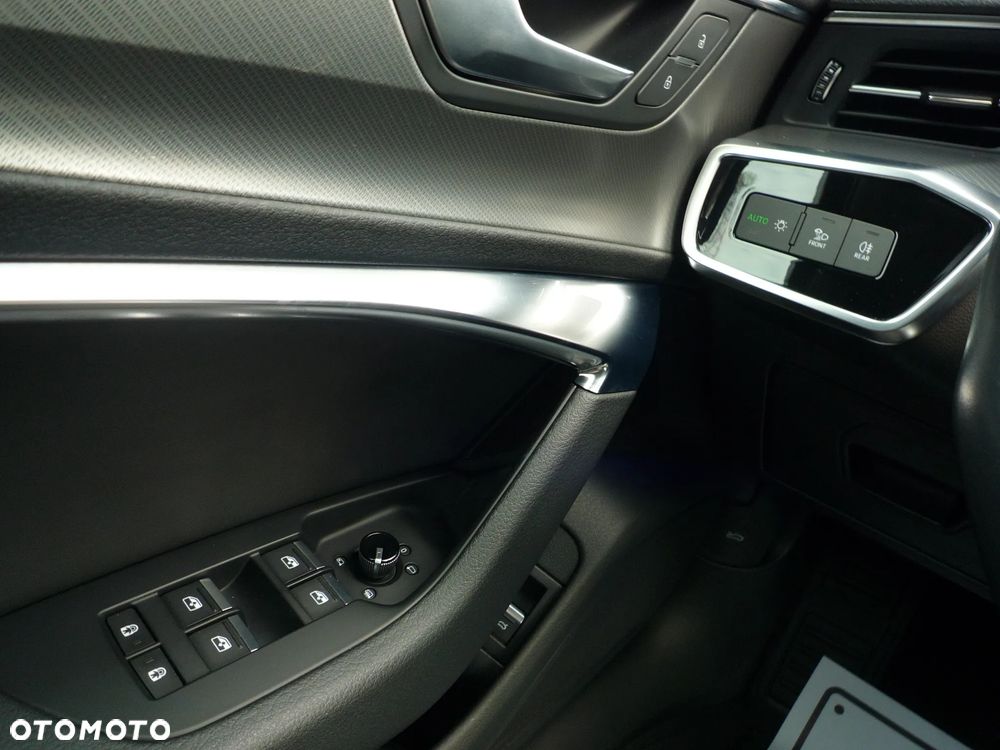 Audi A6 Avant 40 TDI S tronic - 16
