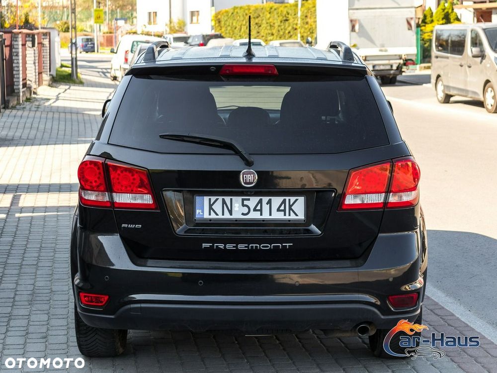 Fiat Freemont 2.0 Multijet Black Code AWD - 11