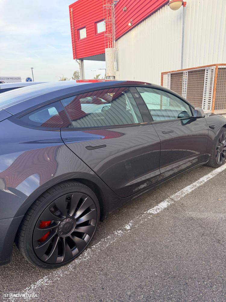 Tesla Model 3 Performance Tração Integral - 3