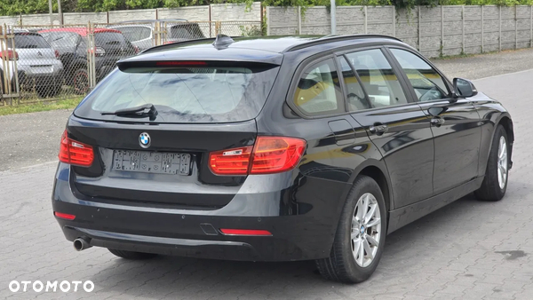 BMW Seria 3 320d Efficient Dynamics Luxury Line