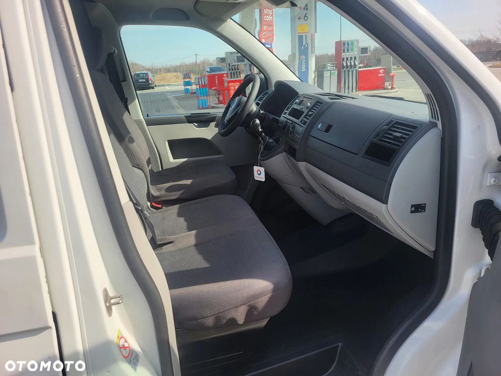 Volkswagen Transporter - 27