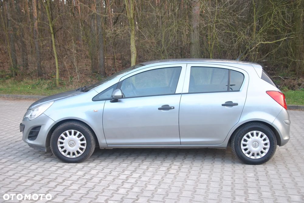 Opel Corsa 1.2 16V Cosmo - 1