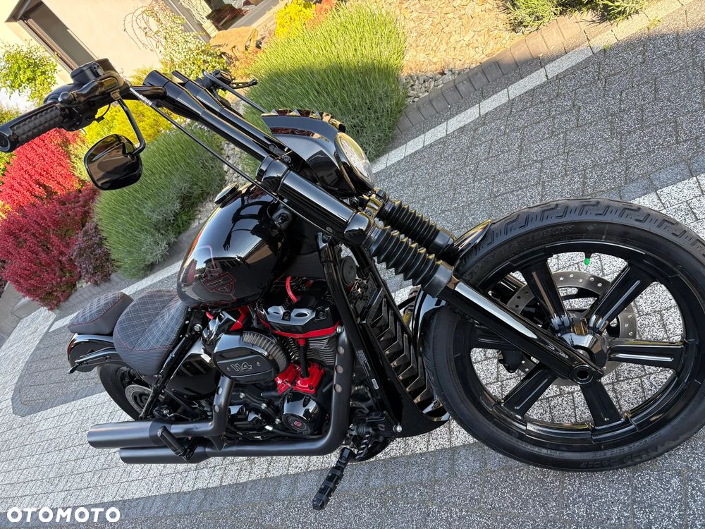 Harley-Davidson Softail Street Bob - 6