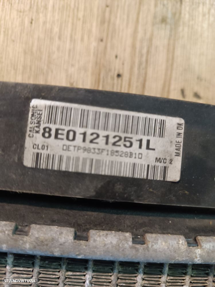 RADIADOR AUDI A4 B7 2.0TDI ( CAIXA AUTOMATICA) 8E0121251L - 2