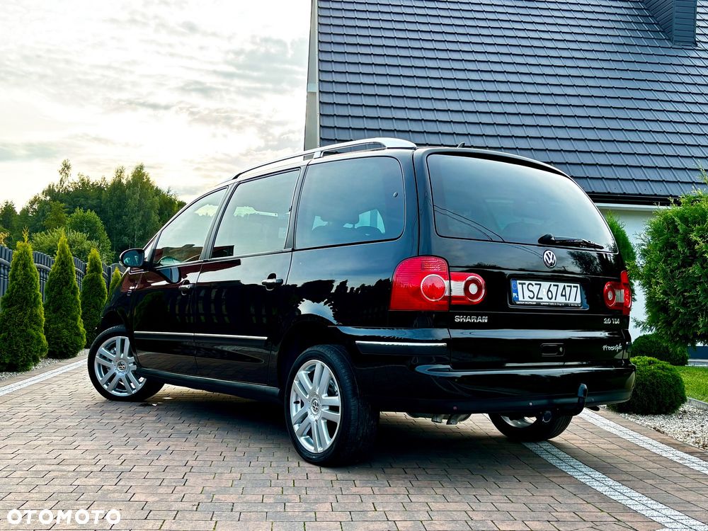 Volkswagen Sharan 2.0 TDI Highline - 15