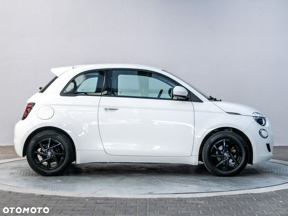 Fiat 500e - 5