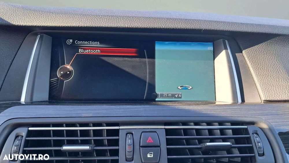 BMW Seria 5 520d AT - 14