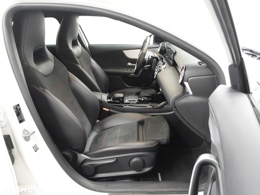 Mercedes-Benz Klasa A 45 S AMG 4-Matic 8G-DCT - 25