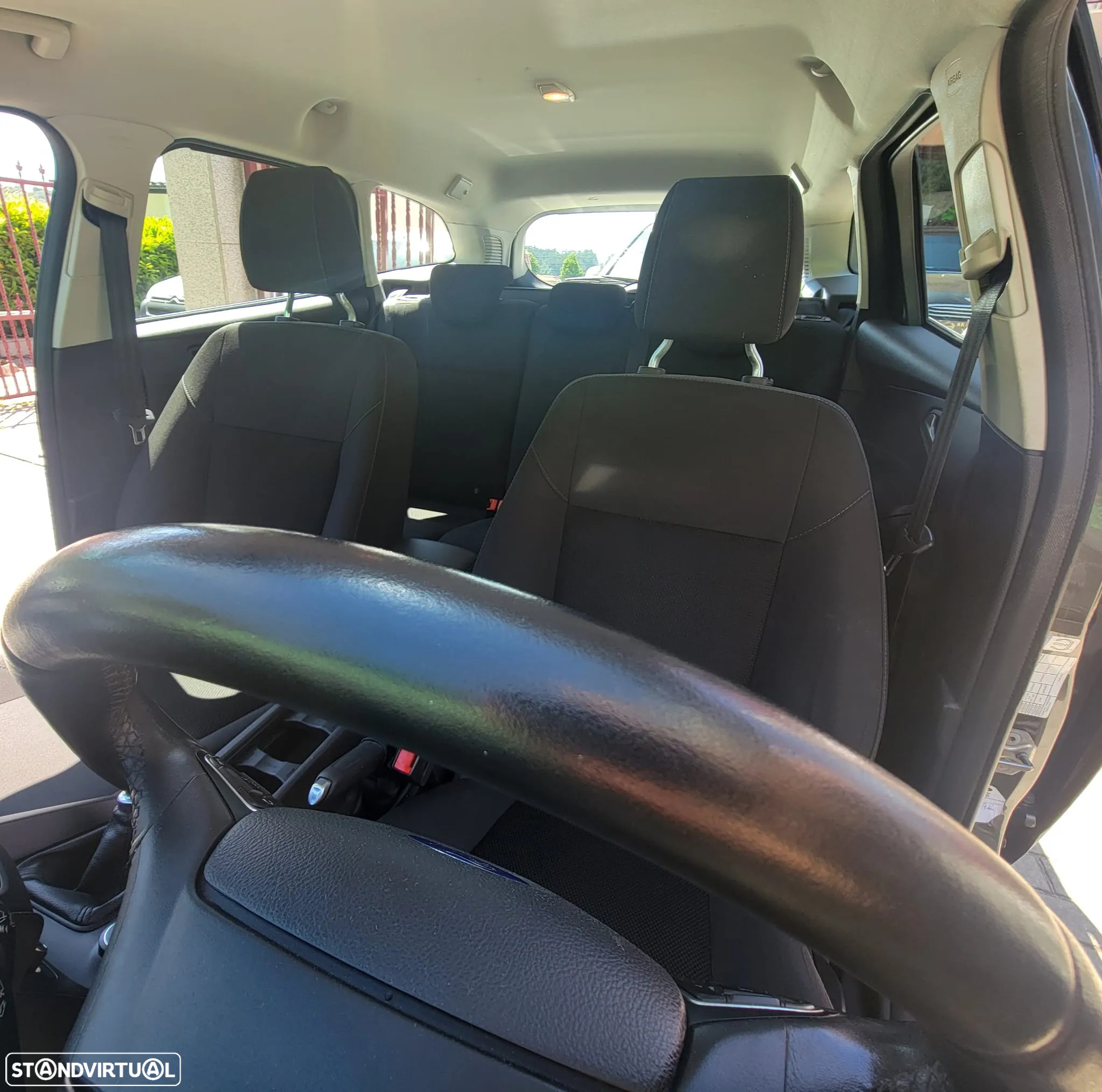 Ford Focus SW 1.0 EcoBoost S&S ST-LINE - 12