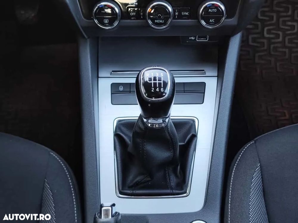 SKODA Octavia 2019 — imagine 16