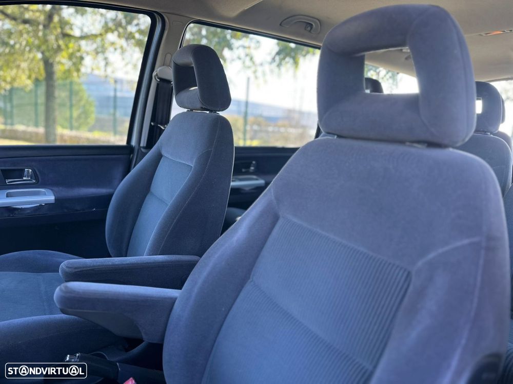 Ford Galaxy 1.9 TDi Ghia - 10