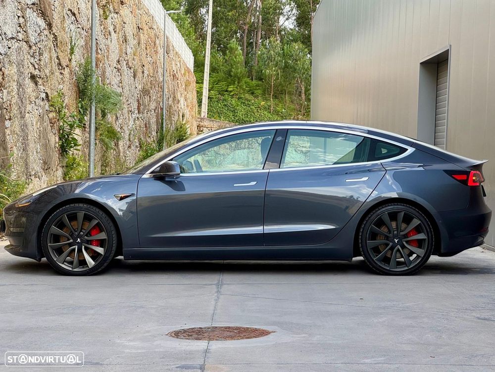 Tesla Model 3 Performance Dual Motor AWD - 19