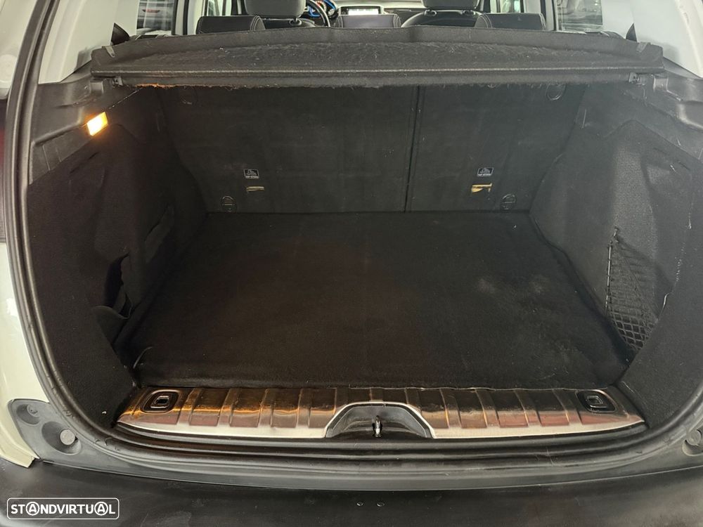 Peugeot 2008 1.2 PureTech Allure - 16