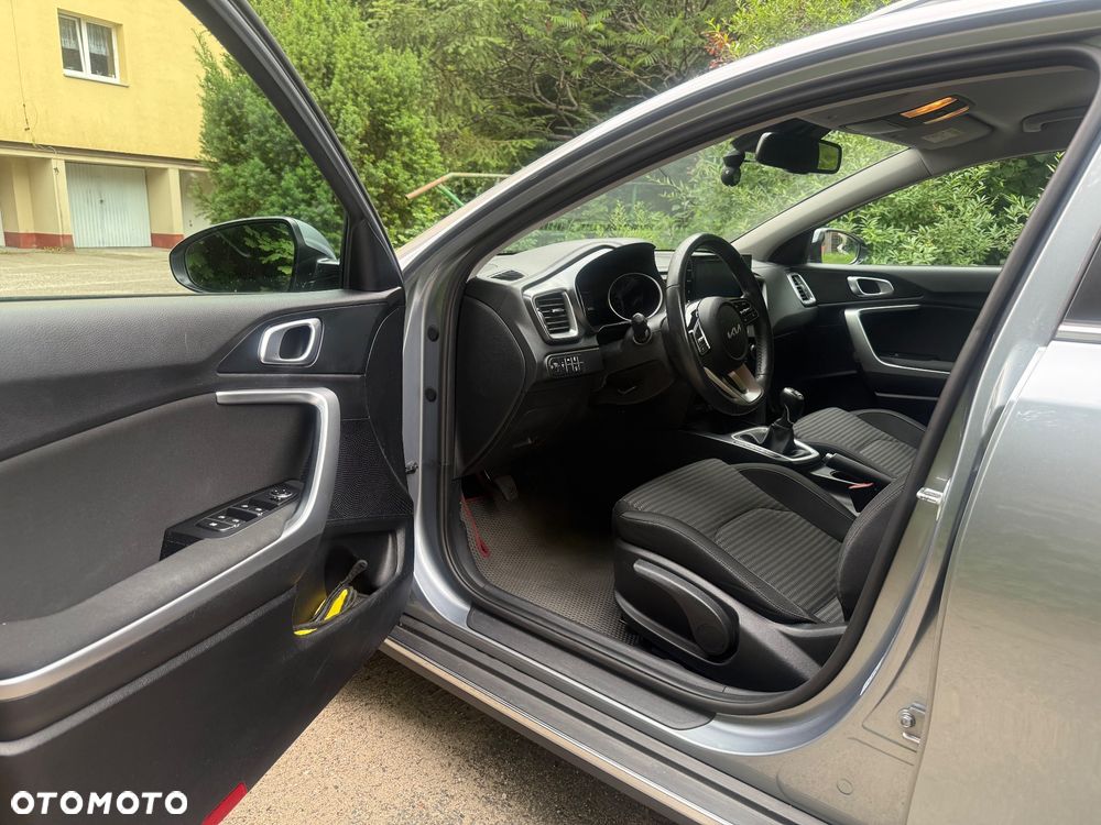 Kia XCeed 1.5 T-GDI M - 8