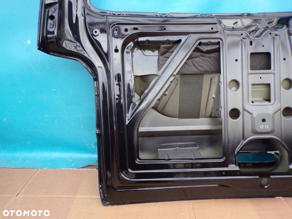 VW T6 CARAVELLE MULTIVAN 16- KLAPA TYLNA PODNOSZONA ELEKTRYCZNIE - 12