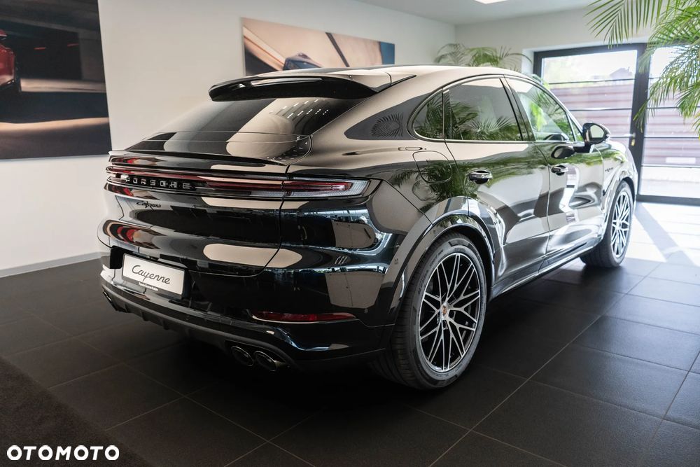 Porsche Cayenne E-Hybrid PHEV Black Edition - 4