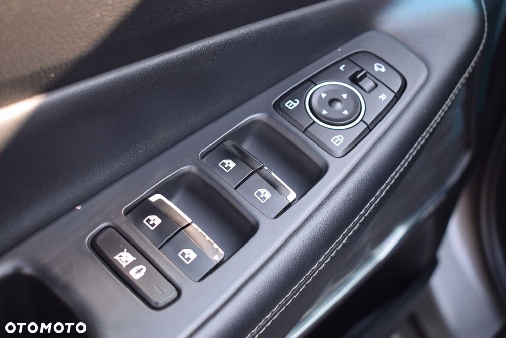 Hyundai Santa Fe - 32