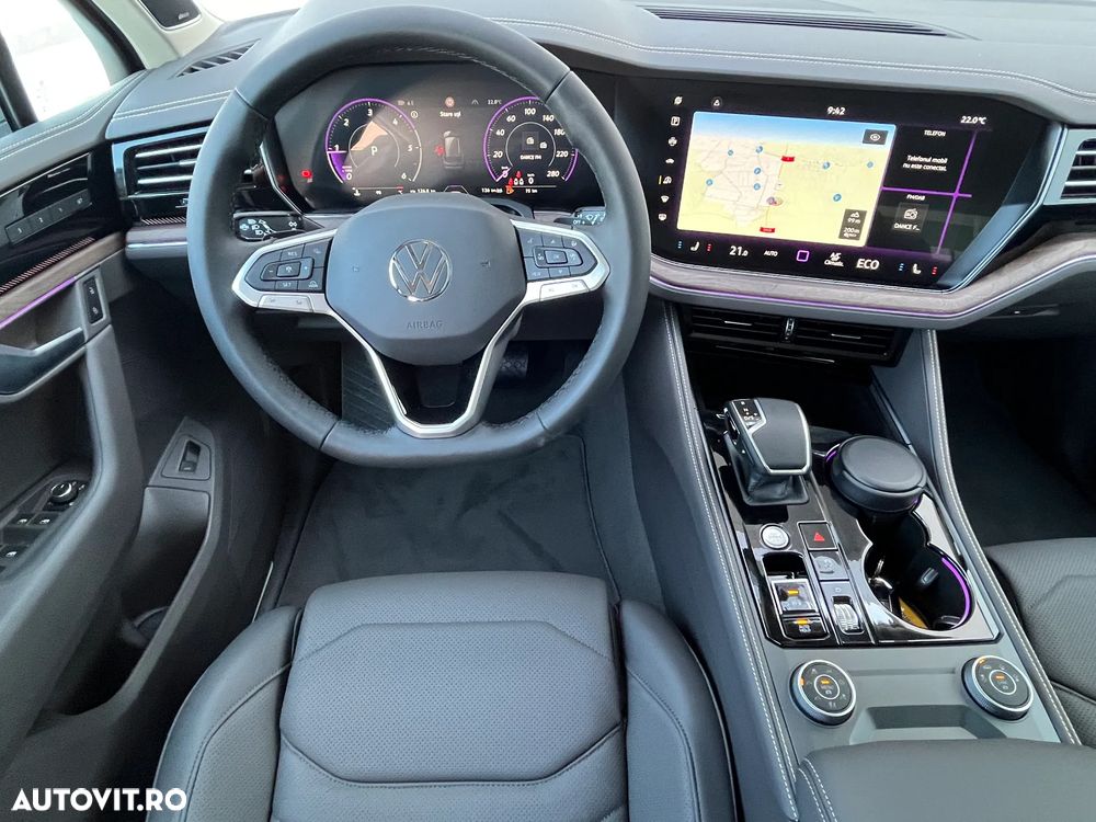Volkswagen Touareg V6 TDI 4MOTION Elegance - 14