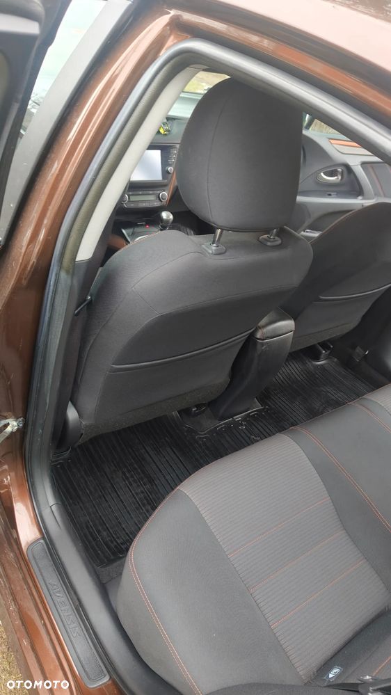 Toyota Avensis 1.8 Selection - 20