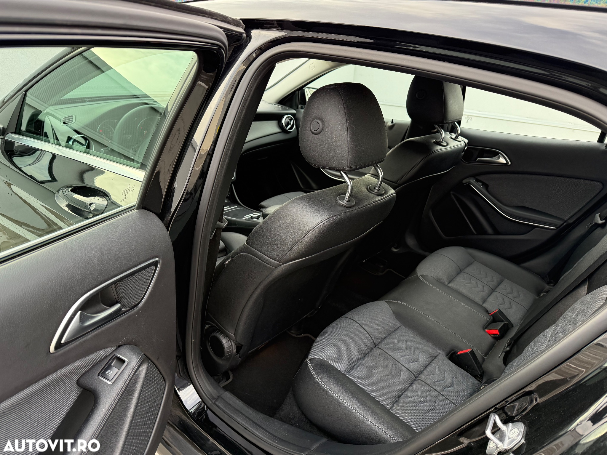 Mercedes-Benz GLA 200 (CDI) d 7G-DCT StreetStyle - 8
